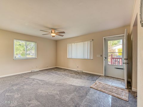 Tiny photo for 3701 146th Street, Toledo, OH 43611 (MLS # 10007623)