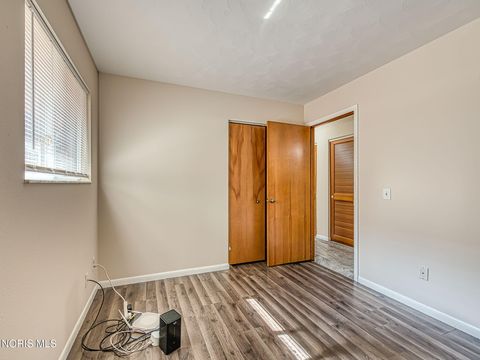 Tiny photo for 3701 146th Street, Toledo, OH 43611 (MLS # 10007623)