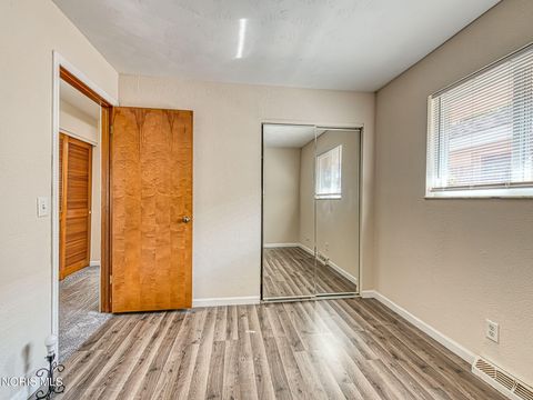 Tiny photo for 3701 146th Street, Toledo, OH 43611 (MLS # 10007623)