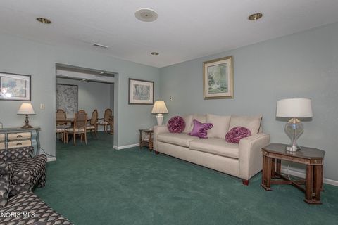 Tiny photo for 4710 Glendale Avenue #204, Toledo, OH 43614 (MLS # 10007021)