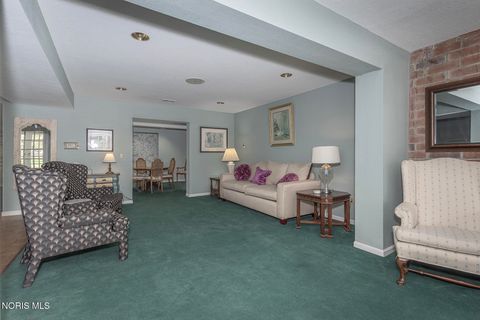 Tiny photo for 4710 Glendale Avenue #204, Toledo, OH 43614 (MLS # 10007021)