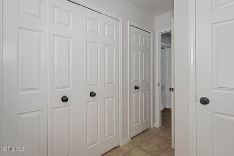 Tiny photo for 4710 Glendale Avenue #204, Toledo, OH 43614 (MLS # 10007021)