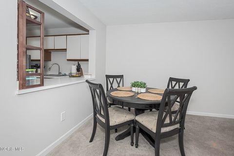 Tiny photo for 4710 Glendale Avenue #204, Toledo, OH 43614 (MLS # 10007021)