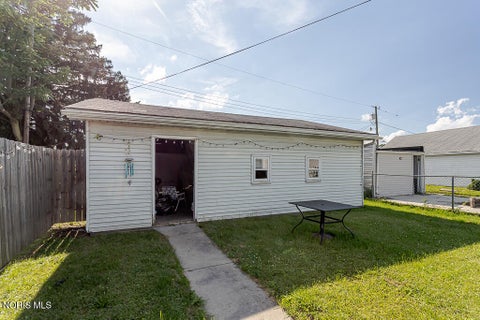 Tiny photo for 734 Willard Street, Toledo, OH 43605 (MLS # 10009800)