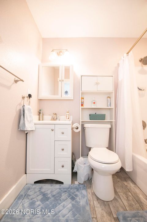 Tiny photo for 30 N Favony Avenue, Toledo, OH 43615 (MLS # 10002886)