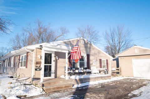 Tiny photo for 30 N Favony Avenue, Toledo, OH 43615 (MLS # 10002886)
