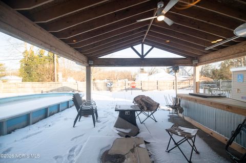 Tiny photo for 30 N Favony Avenue, Toledo, OH 43615 (MLS # 10002886)