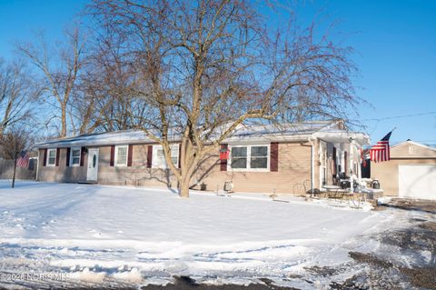 Tiny photo for 30 N Favony Avenue, Toledo, OH 43615 (MLS # 10002886)