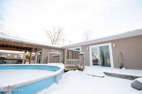 Tiny photo for 30 N Favony Avenue, Toledo, OH 43615 (MLS # 10002886)