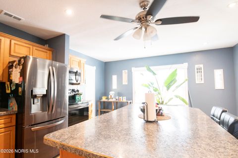 Tiny photo for 30 N Favony Avenue, Toledo, OH 43615 (MLS # 10002886)