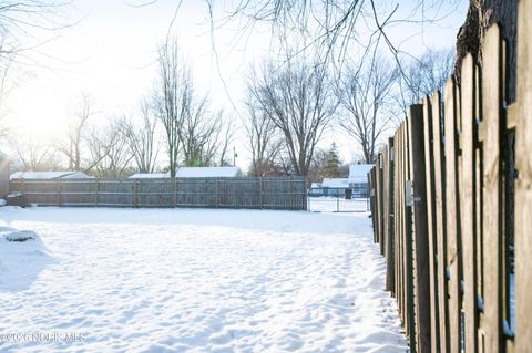 Tiny photo for 30 N Favony Avenue, Toledo, OH 43615 (MLS # 10002886)