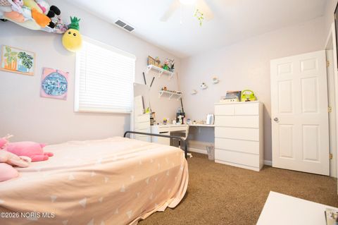 Tiny photo for 30 N Favony Avenue, Toledo, OH 43615 (MLS # 10002886)