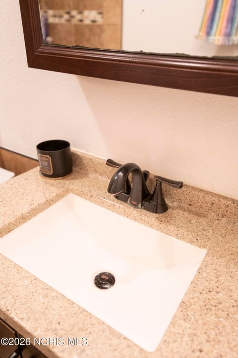 Tiny photo for 30 N Favony Avenue, Toledo, OH 43615 (MLS # 10002886)