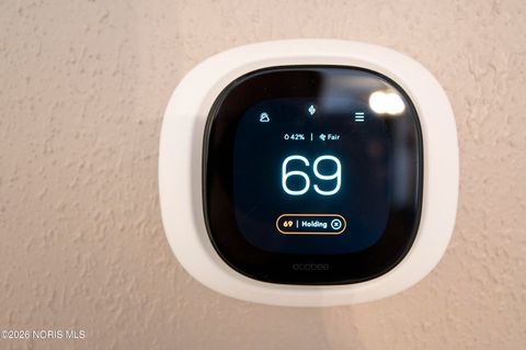 Tiny photo for 30 N Favony Avenue, Toledo, OH 43615 (MLS # 10002886)