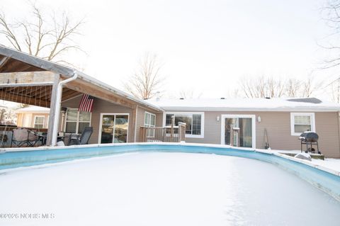 Tiny photo for 30 N Favony Avenue, Toledo, OH 43615 (MLS # 10002886)