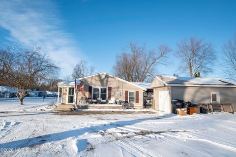Tiny photo for 30 N Favony Avenue, Toledo, OH 43615 (MLS # 10002886)