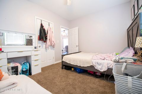 Tiny photo for 30 N Favony Avenue, Toledo, OH 43615 (MLS # 10002886)