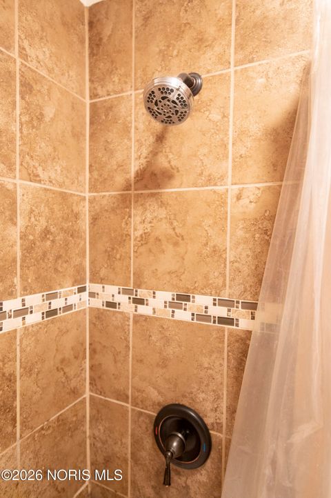 Tiny photo for 30 N Favony Avenue, Toledo, OH 43615 (MLS # 10002886)