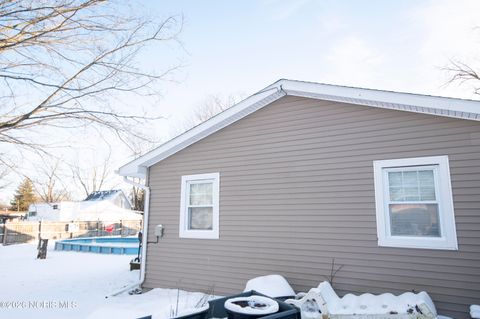 Tiny photo for 30 N Favony Avenue, Toledo, OH 43615 (MLS # 10002886)