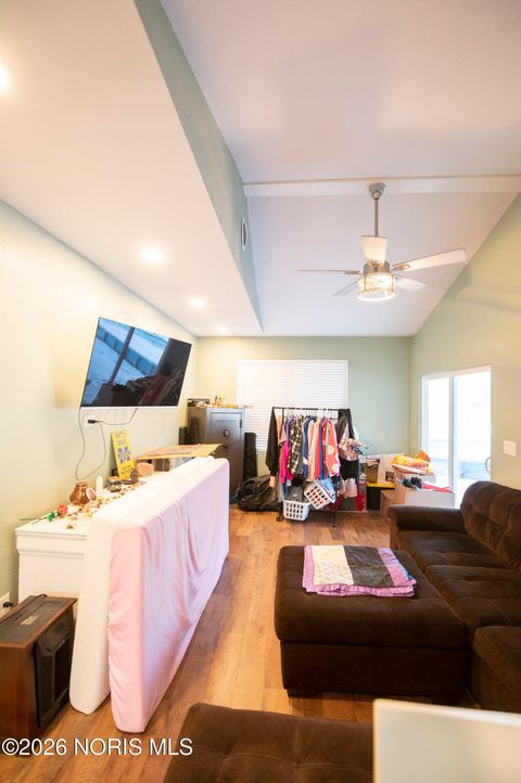 Tiny photo for 30 N Favony Avenue, Toledo, OH 43615 (MLS # 10002886)