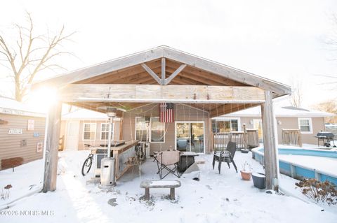 Tiny photo for 30 N Favony Avenue, Toledo, OH 43615 (MLS # 10002886)