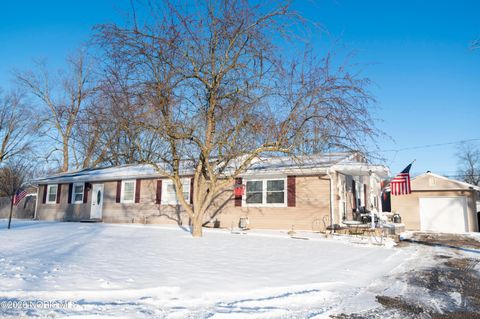 Tiny photo for 30 N Favony Avenue, Toledo, OH 43615 (MLS # 10002886)