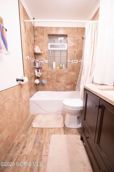 Tiny photo for 30 N Favony Avenue, Toledo, OH 43615 (MLS # 10002886)