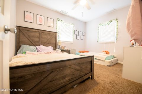 Tiny photo for 30 N Favony Avenue, Toledo, OH 43615 (MLS # 10002886)