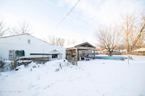 Tiny photo for 30 N Favony Avenue, Toledo, OH 43615 (MLS # 10002886)