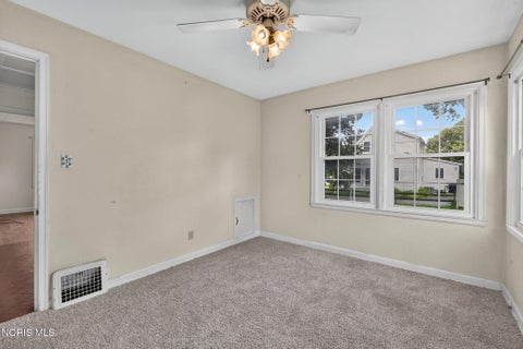 Tiny photo for 1655 Eastgate Road, Toledo, OH 43614 (MLS # 10009511)