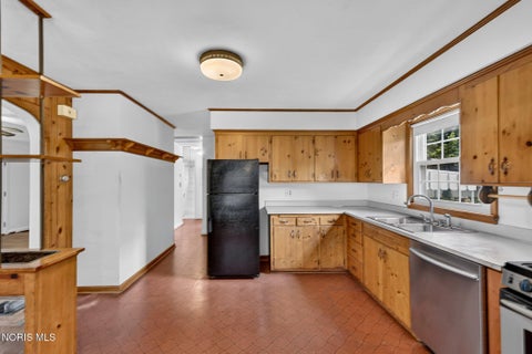 Tiny photo for 1655 Eastgate Road, Toledo, OH 43614 (MLS # 10009511)