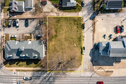 Tiny photo for 1506 E Perry Street, Port Clinton, OH 43452 (MLS # 10005631)