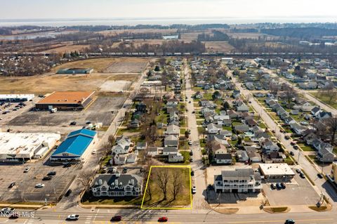 Tiny photo for 1506 E Perry Street, Port Clinton, OH 43452 (MLS # 10005631)