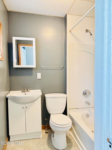 Tiny photo for 736 Thayer Street, Toledo, OH 43609 (MLS # 10008589)