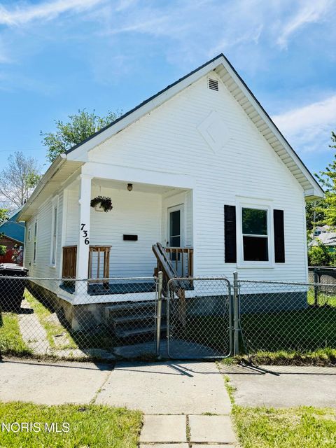 Photo of 736 Thayer Street, Toledo, OH 43609 (MLS # 10008589)