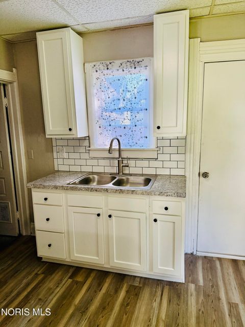 Tiny photo for 736 Thayer Street, Toledo, OH 43609 (MLS # 10008589)