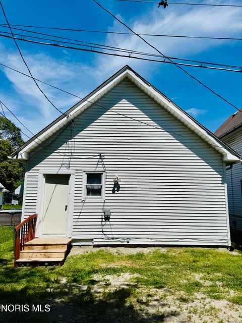 Tiny photo for 736 Thayer Street, Toledo, OH 43609 (MLS # 10008589)