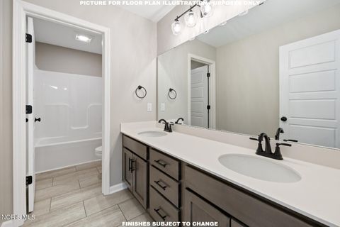 Tiny photo for 501 Boody Court, Perrysburg, OH 43551 (MLS # 10010577)