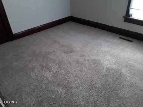 Tiny photo for 228 S Fearing Boulevard, Toledo, OH 43609 (MLS # 10014237)