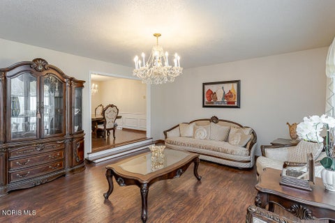 Tiny photo for 4447 Sulgrave Drive, Toledo, OH 43623 (MLS # 10010107)
