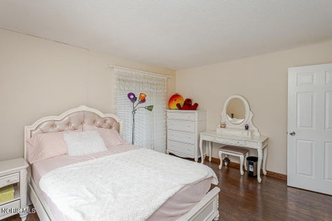 Tiny photo for 4447 Sulgrave Drive, Toledo, OH 43623 (MLS # 10010107)