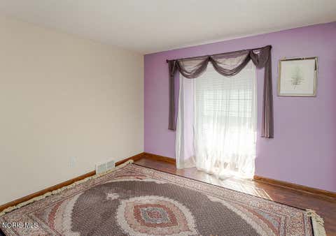 Tiny photo for 4447 Sulgrave Drive, Toledo, OH 43623 (MLS # 10010107)