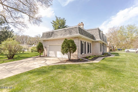 Tiny photo for 4447 Sulgrave Drive, Toledo, OH 43623 (MLS # 10010107)