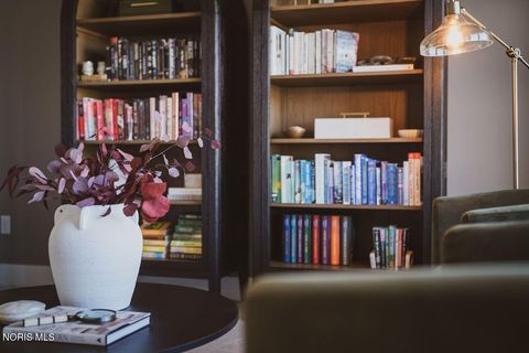 Tiny photo for 100 Howald Farm Court, Perrysburg, OH 43551 (MLS # 10006160)