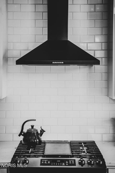 Tiny photo for 100 Howald Farm Court, Perrysburg, OH 43551 (MLS # 10006160)