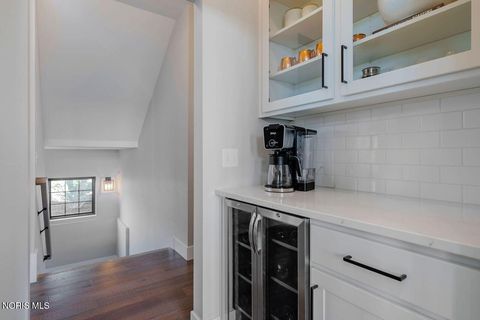 Tiny photo for 100 Howald Farm Court, Perrysburg, OH 43551 (MLS # 10006160)