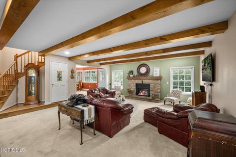 Tiny photo for 5002 Black Road, Monclova, OH 43542 (MLS # 10004990)