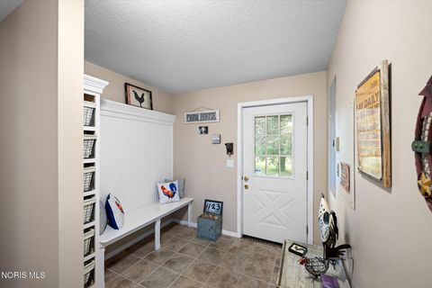 Tiny photo for 5002 Black Road, Monclova, OH 43542 (MLS # 10004990)