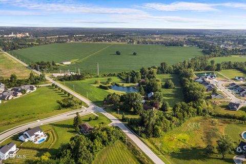 Tiny photo for 5002 Black Road, Monclova, OH 43542 (MLS # 10004990)