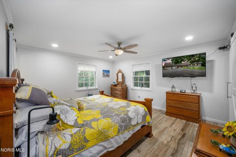 Tiny photo for 5002 Black Road, Monclova, OH 43542 (MLS # 10004990)